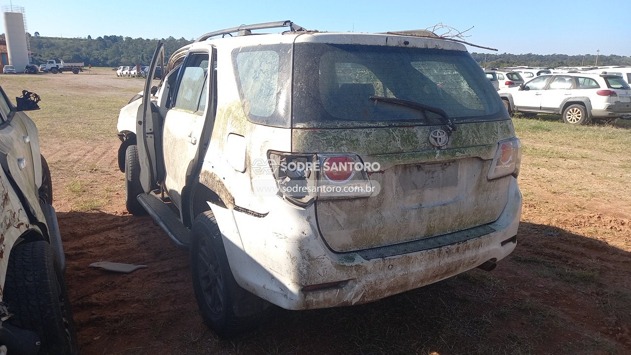 Foto 2: TOYOTA - HILUX SW4 4X2SR 2014/2014