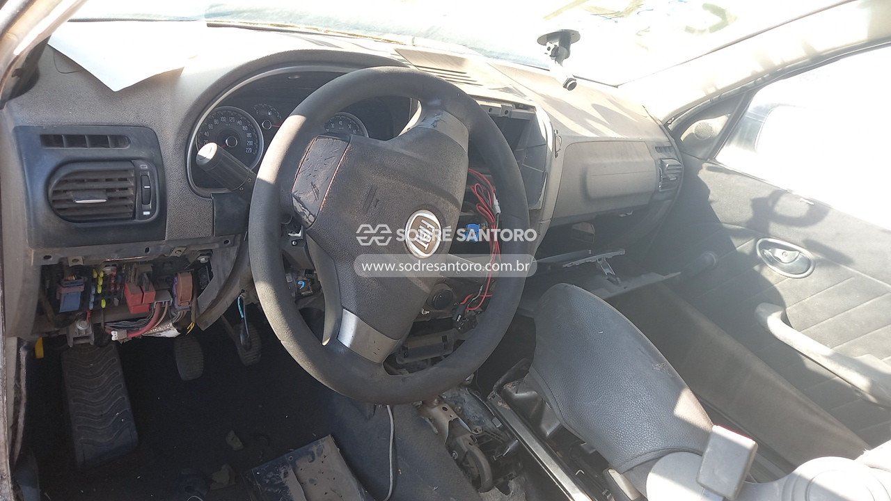 Foto 6 de 13: FIAT - PALIO WK TREKK 1.6 2012/2013