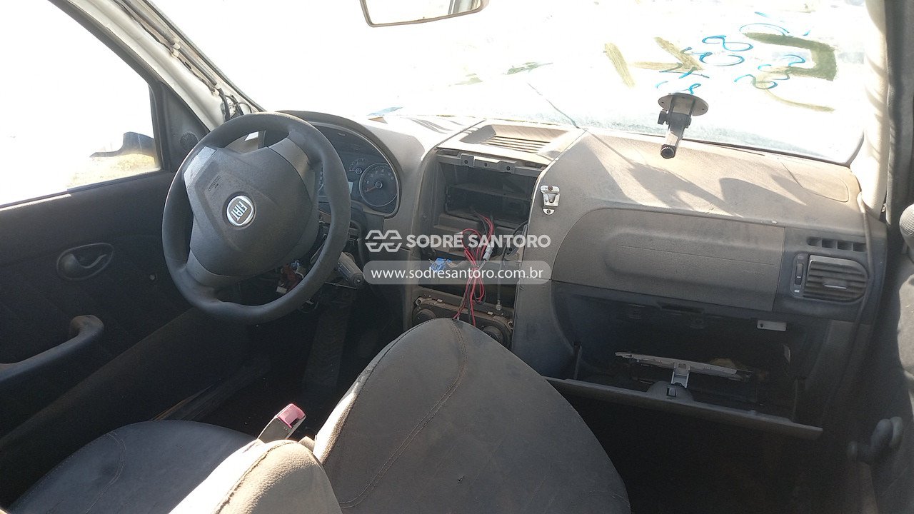 Foto 7 de 13: FIAT - PALIO WK TREKK 1.6 2012/2013