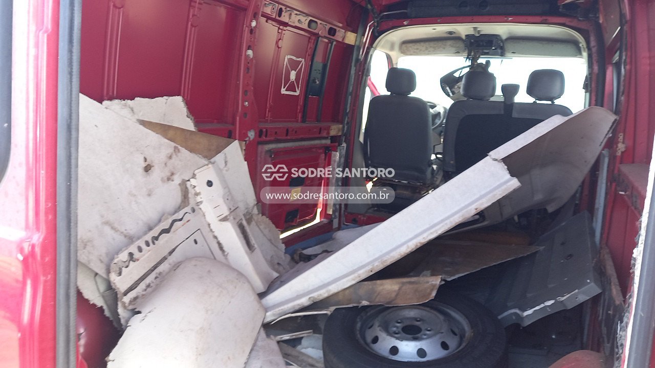 Foto 11 de 13: RENAULT - MASTER ENGE AMB 2016/2017