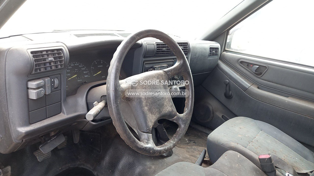 Foto 6 de 12: CHEVROLET - S10 2.8 D 2000/2000