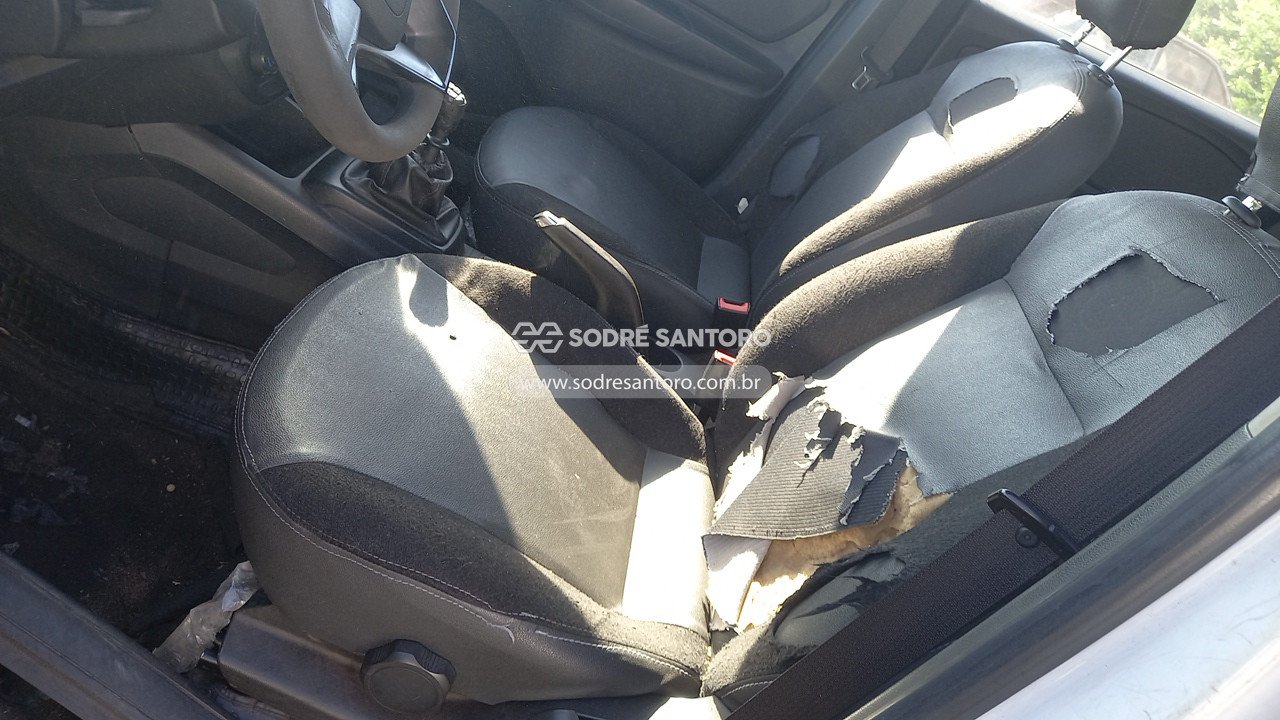 Foto 8 de 13: CHEVROLET - SPIN 1.8L MT LT 2017/2018