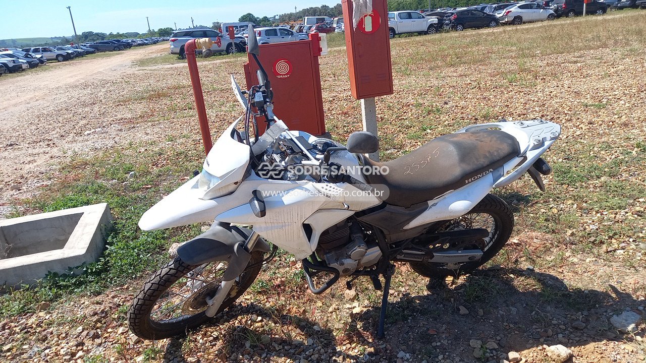Foto 3: HONDA - XRE 300 2016/2016