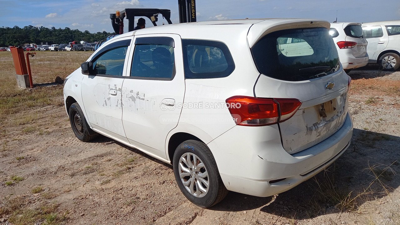 Foto 2: CHEVROLET - SPIN 1.8L MT LS E 2019/2020