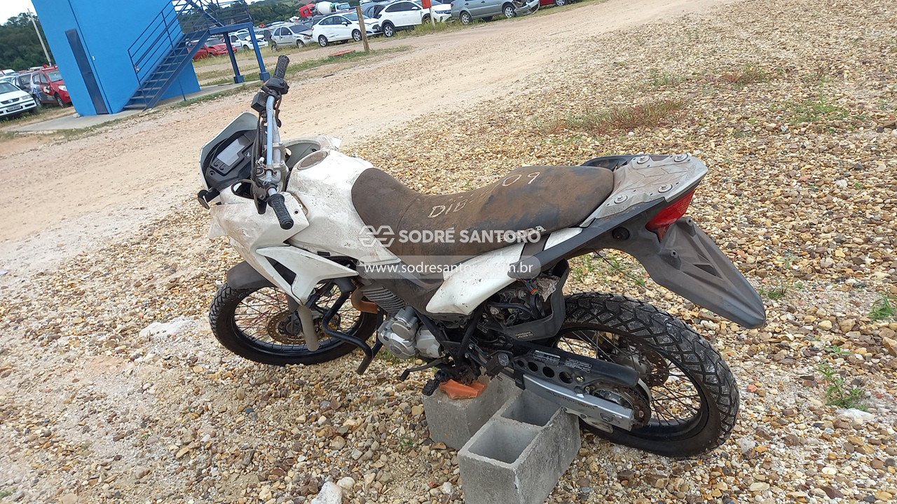 Foto 2: HONDA - XRE 300 2018/2018