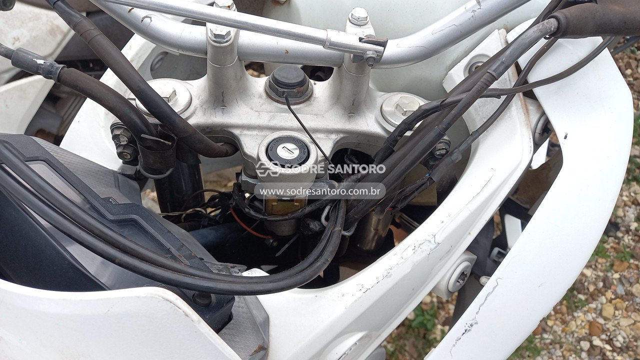 Foto 8 de 13: HONDA - XRE 300 2016/2016