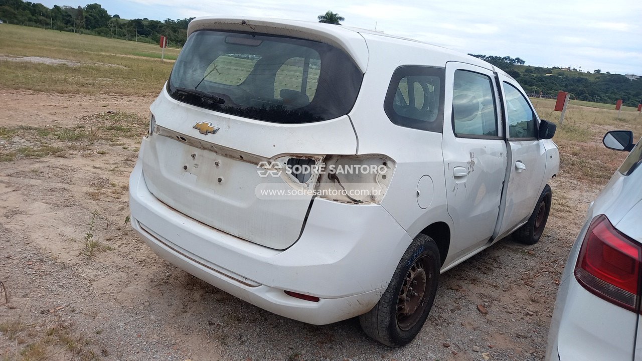 Foto 4: CHEVROLET - SPIN 1.8L MT LS E 2019/2020