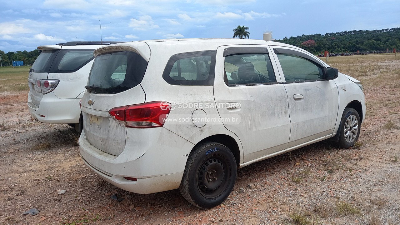 Foto 4: CHEVROLET - SPIN 1.8L MT LS E 2019/2020
