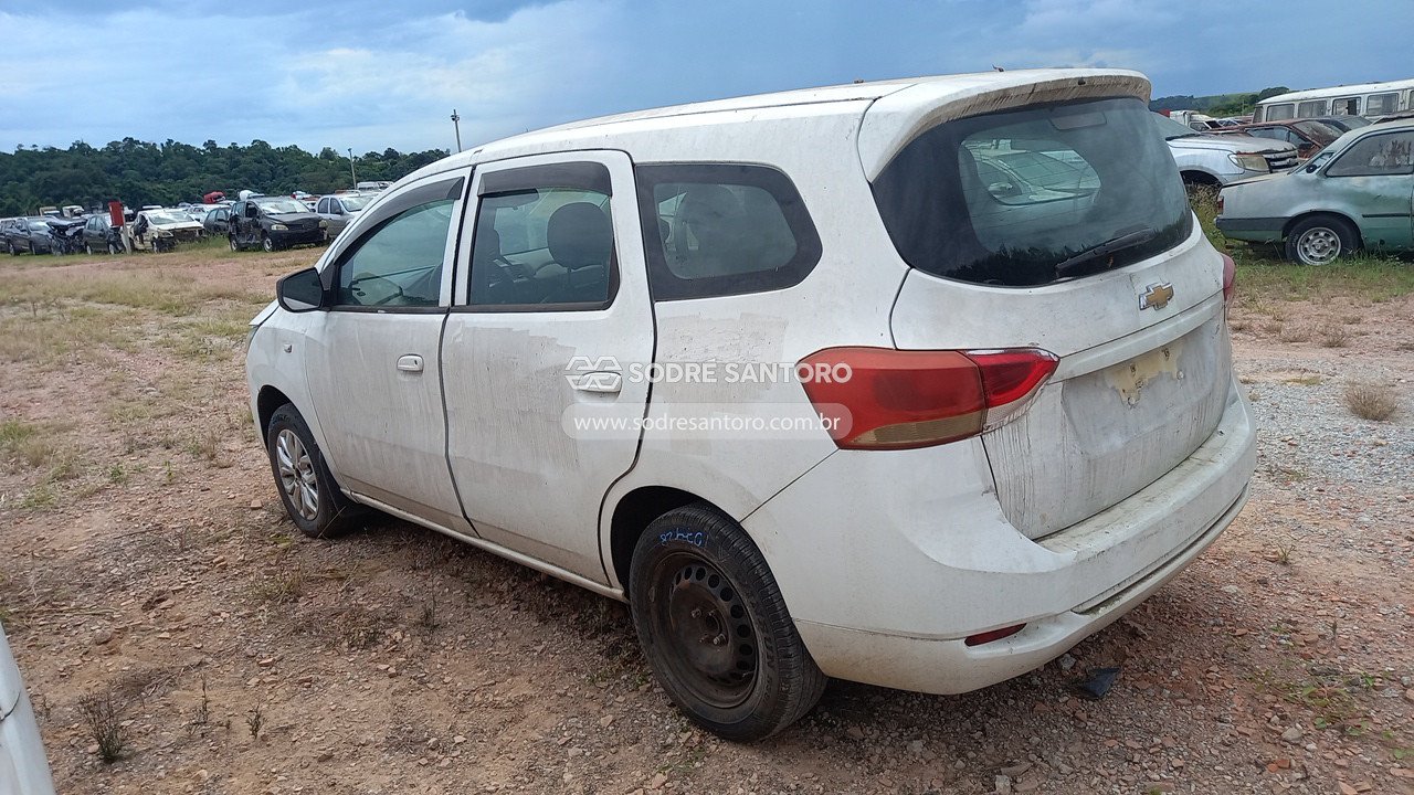 Foto 2: CHEVROLET - SPIN 1.8L MT LS E 2019/2020