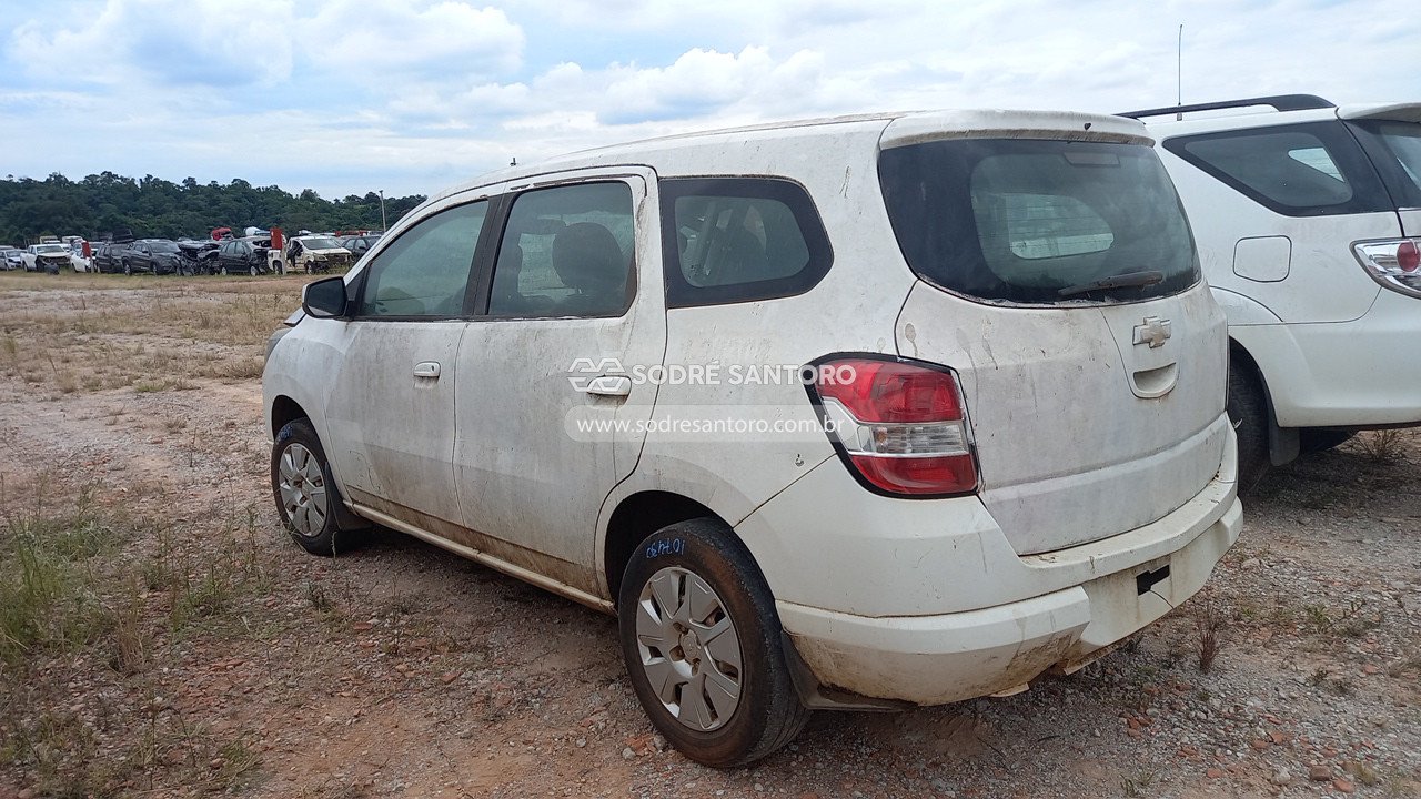Foto 2: CHEVROLET - SPIN 1.8L MT LT 2015/2016