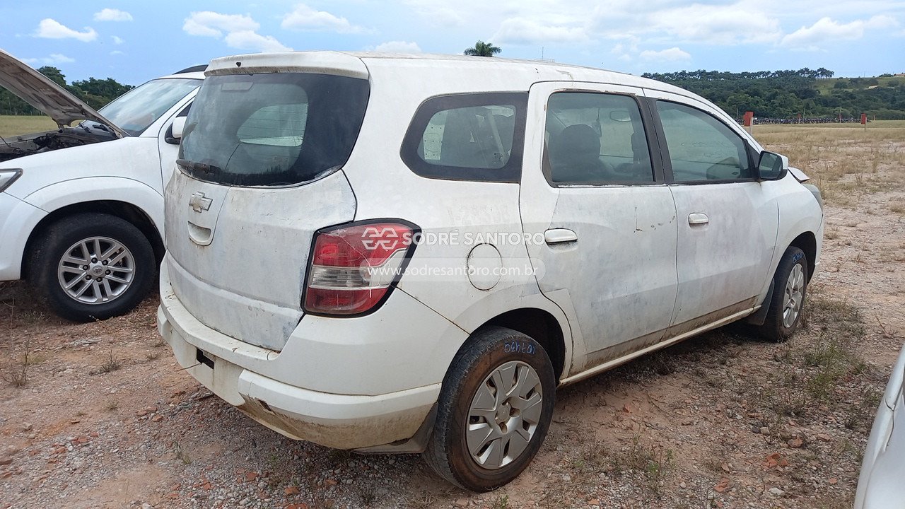 Foto 4: CHEVROLET - SPIN 1.8L MT LT 2015/2016
