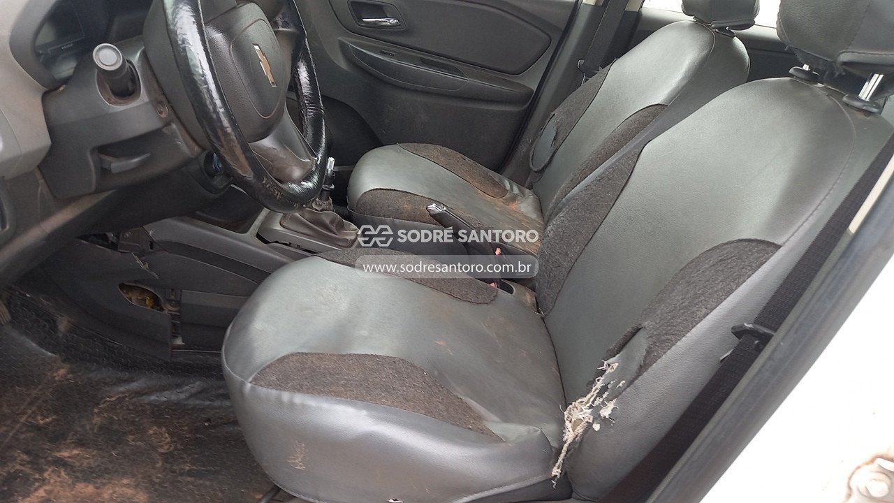 Foto 8 de 13: CHEVROLET - SPIN 1.8L MT LT 2015/2016