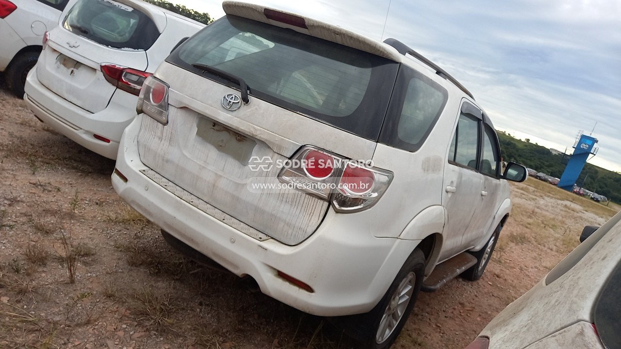 Foto 4: TOYOTA - HILUX SW4 4X2SR 2014/2014