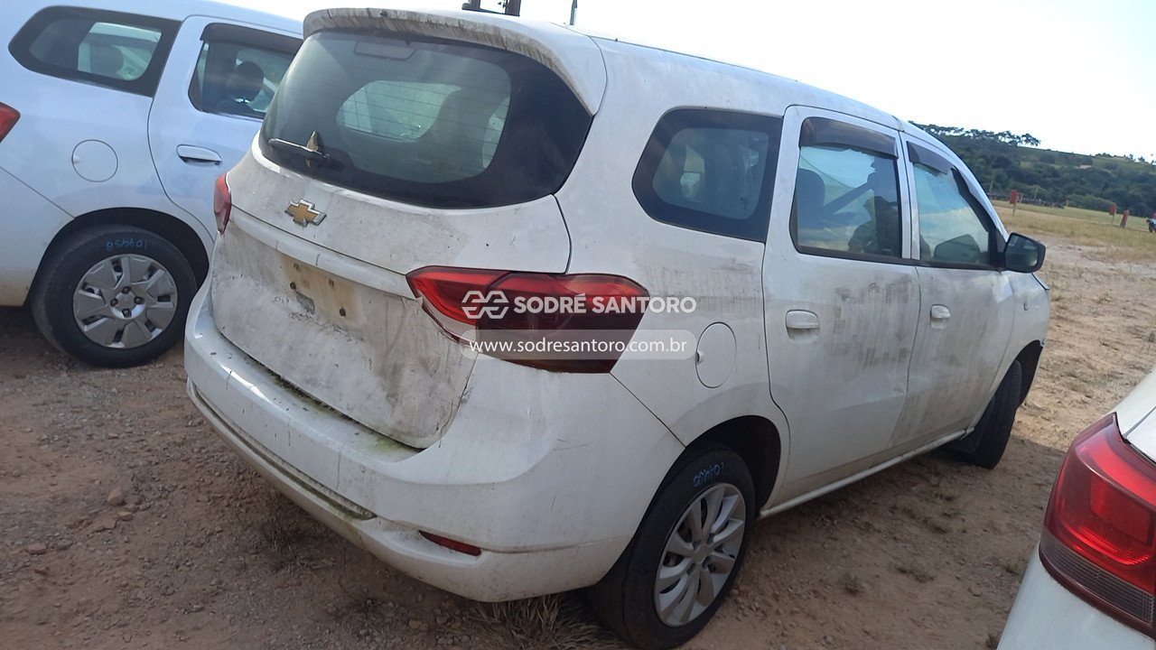 Foto 4: CHEVROLET - SPIN 1.8L MT LS E 2019/2020