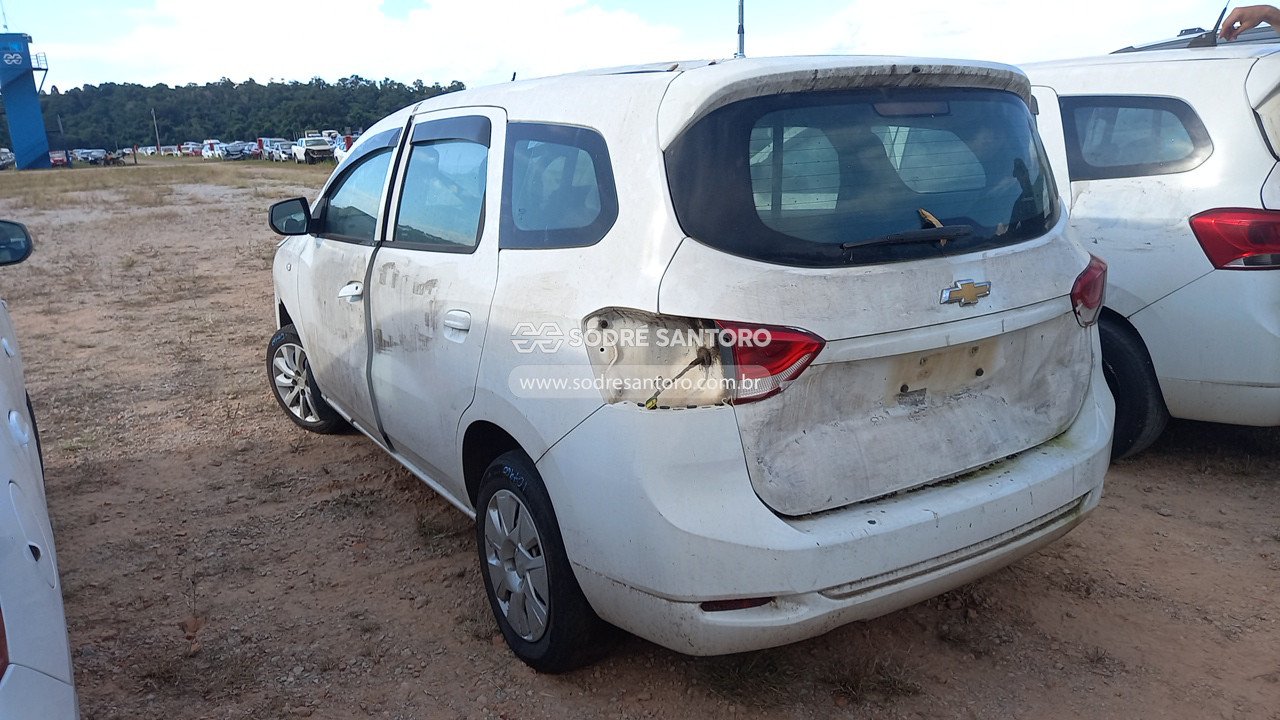 Foto 2: CHEVROLET - SPIN 1.8L MT LS E 2019/2020