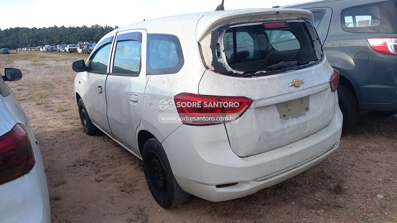 Foto 2: CHEVROLET - SPIN 1.8L MT LS E 2018/2019