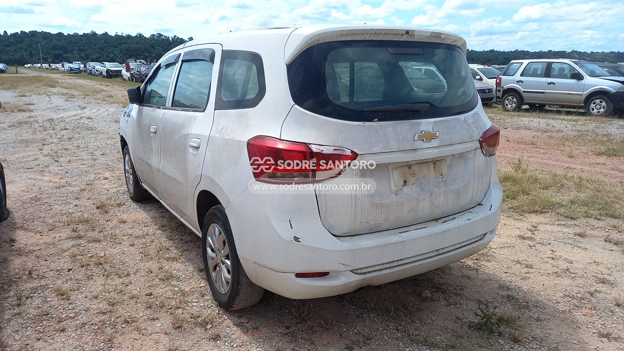 Foto 2: CHEVROLET - SPIN 1.8L MT LS E 2019/2020