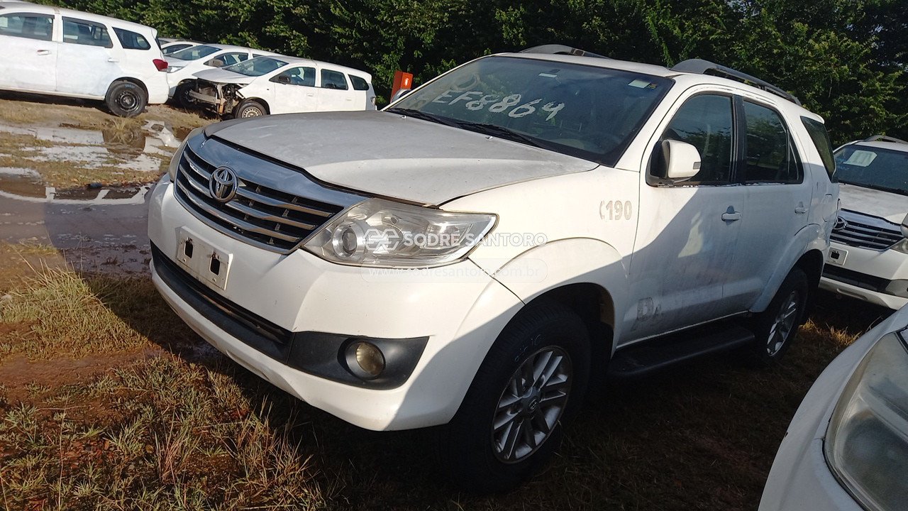 Foto 3: TOYOTA - HILUX SW4 4X2SR 2014/2014