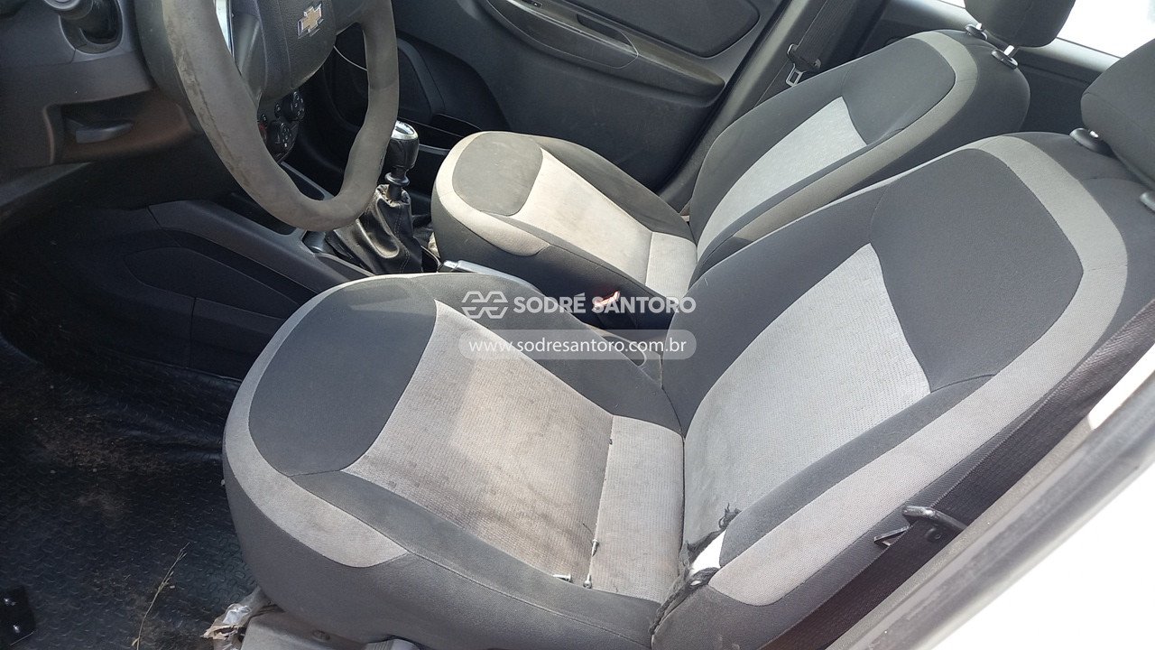 Foto 8 de 13: CHEVROLET - SPIN 1.8L MT LT 2015/2016