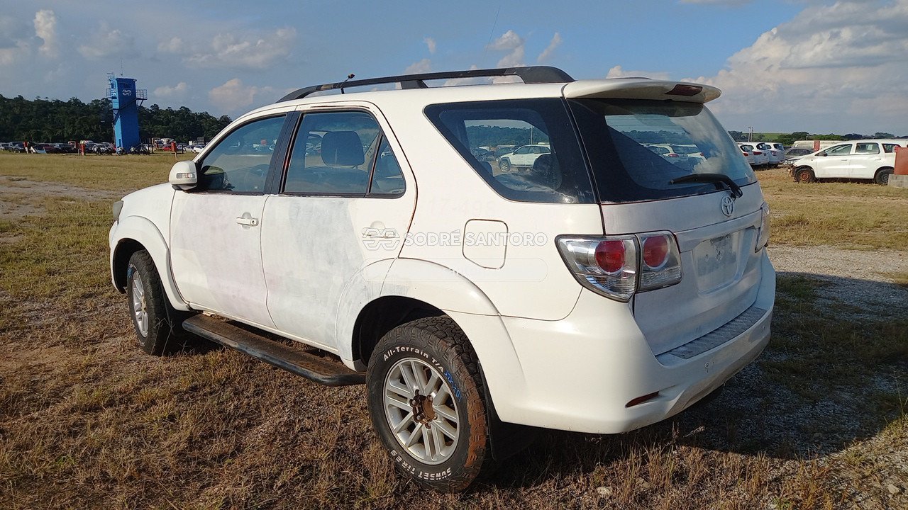 Foto 2: TOYOTA - HILUX 2014/2014