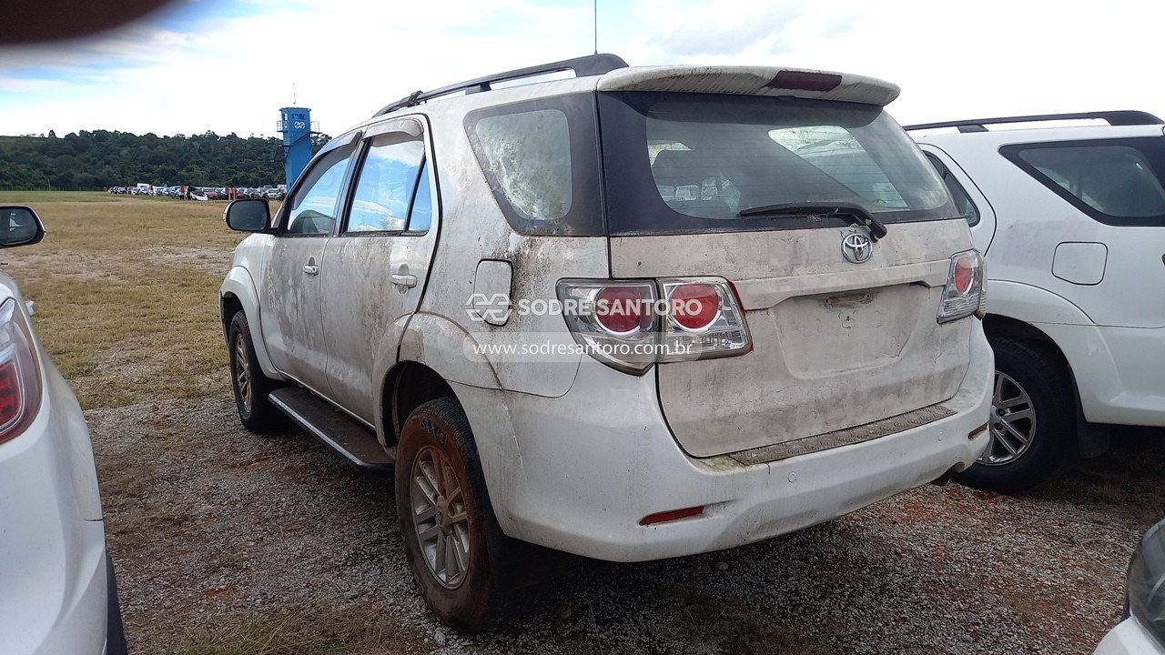 Foto 2: TOYOTA - HILUX 2014/2014