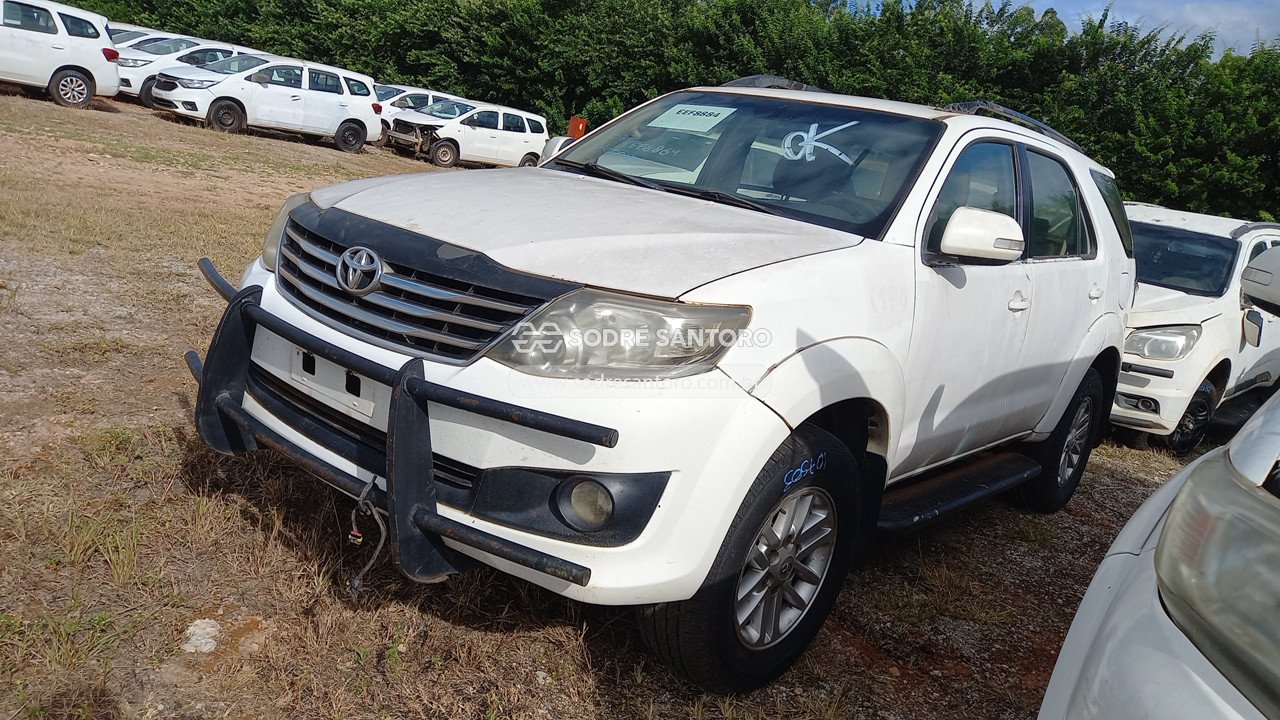 Foto 3: TOYOTA - HILUX SW4 4X2SR 2014/2014