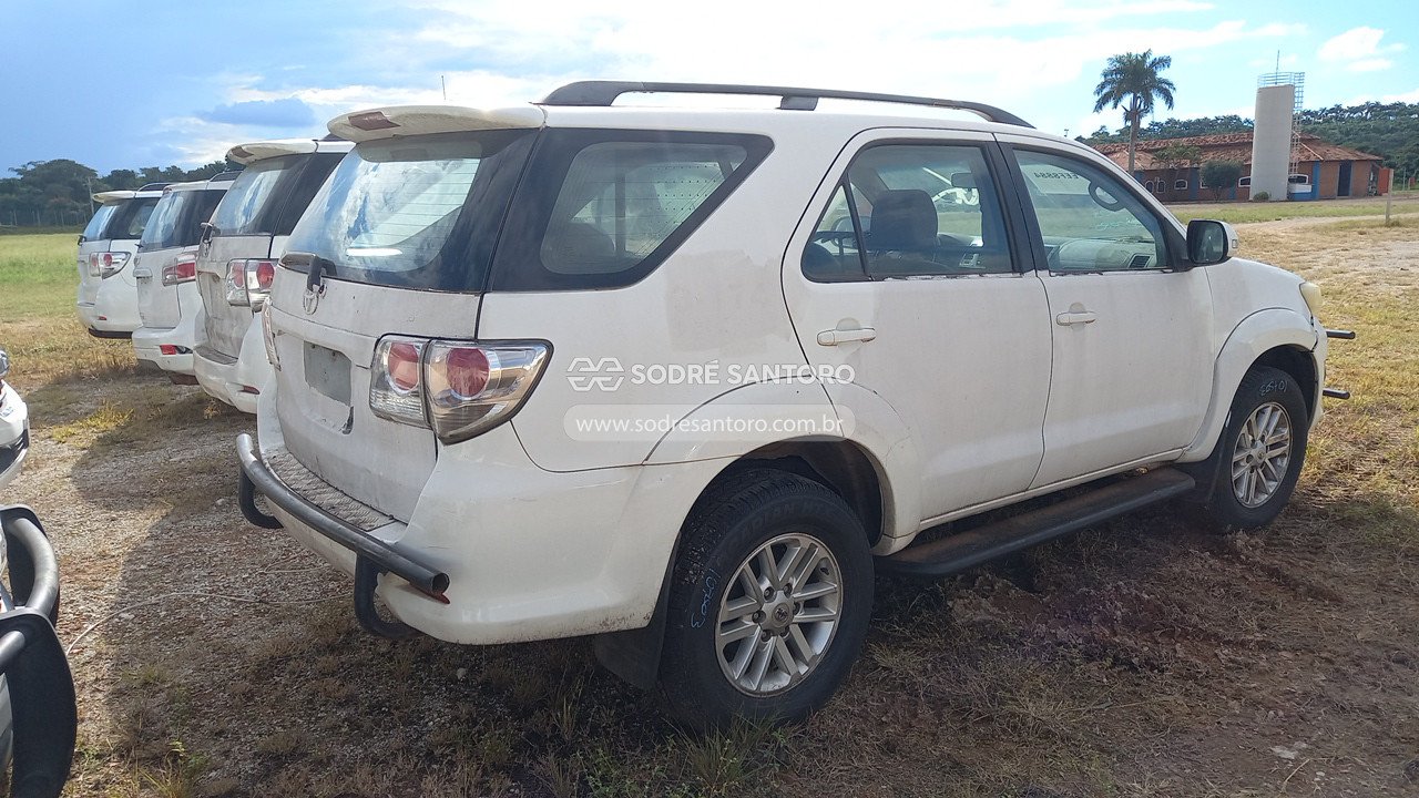 Foto 4: TOYOTA - HILUX SW4 4X2SR 2014/2014