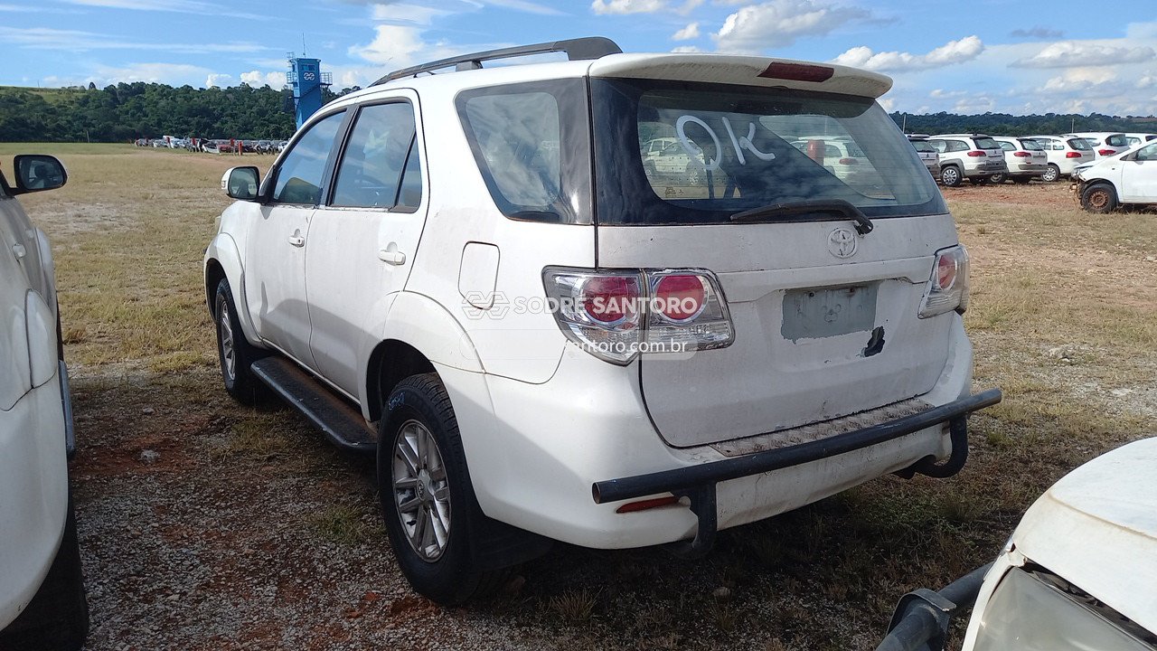 Foto 2: TOYOTA - HILUX SW4 4X2SR 2014/2014