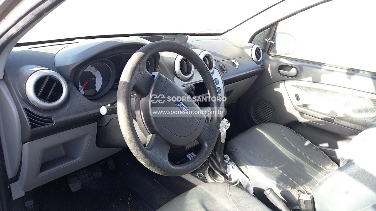 Foto 6 de 13: FORD - FIESTA SEDAN1.6FLEX 2010/2010