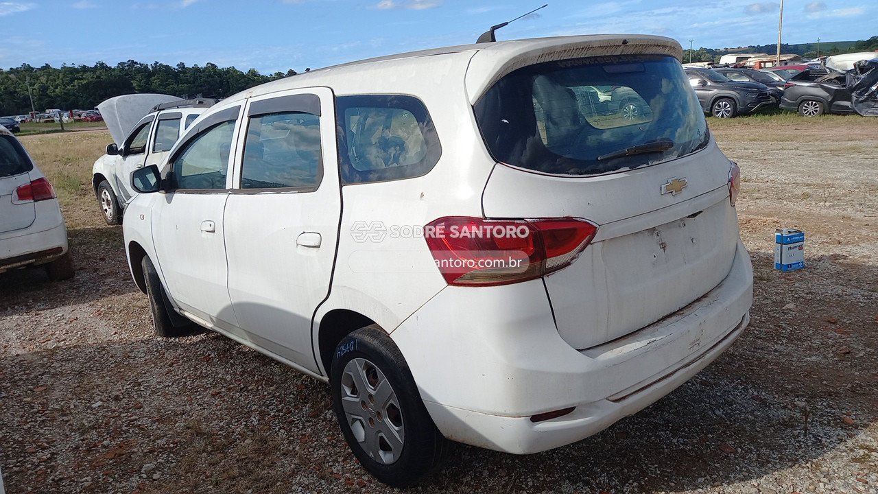Foto 2: CHEVROLET - SPIN 1.8L MT LS E 2018/2019