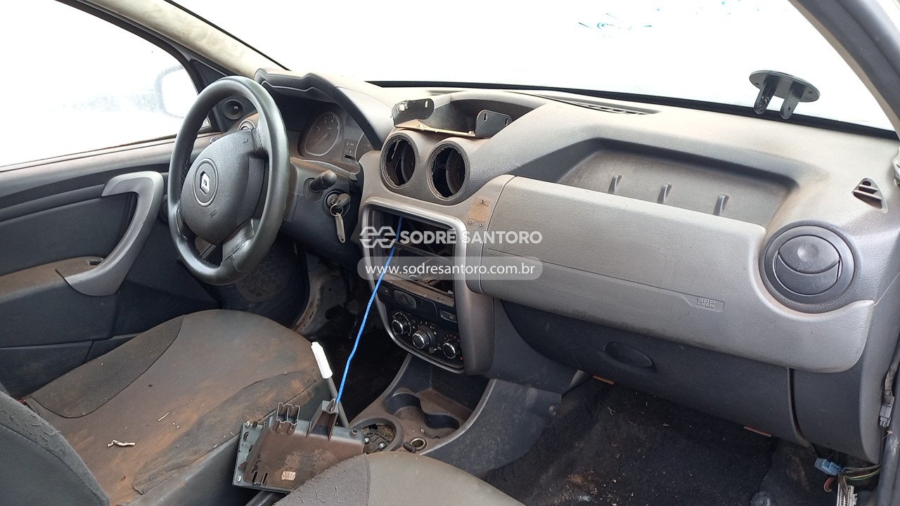 Foto 7 de 13: RENAULT - DUSTER 4X2 2013/2014