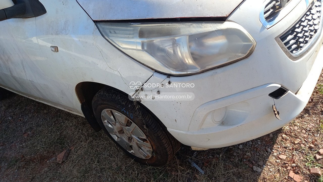 Foto 10 de 13: CHEVROLET - SPIN 1.8 LT 2013/2014