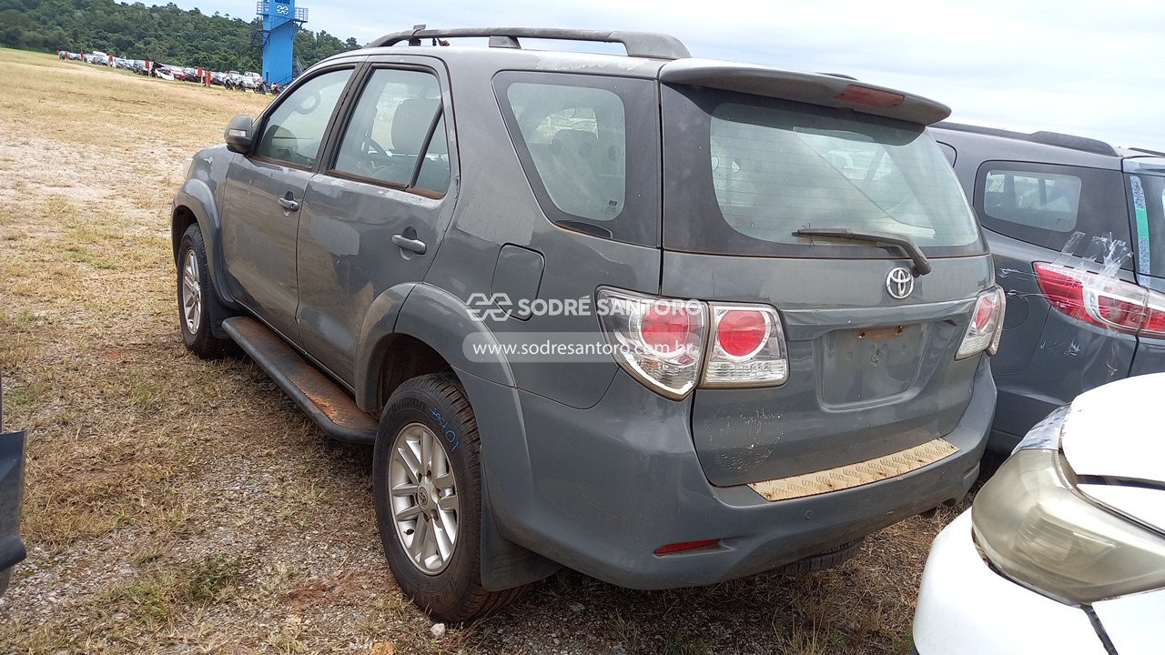 Foto 2: TOYOTA - HILUX 2014/2014