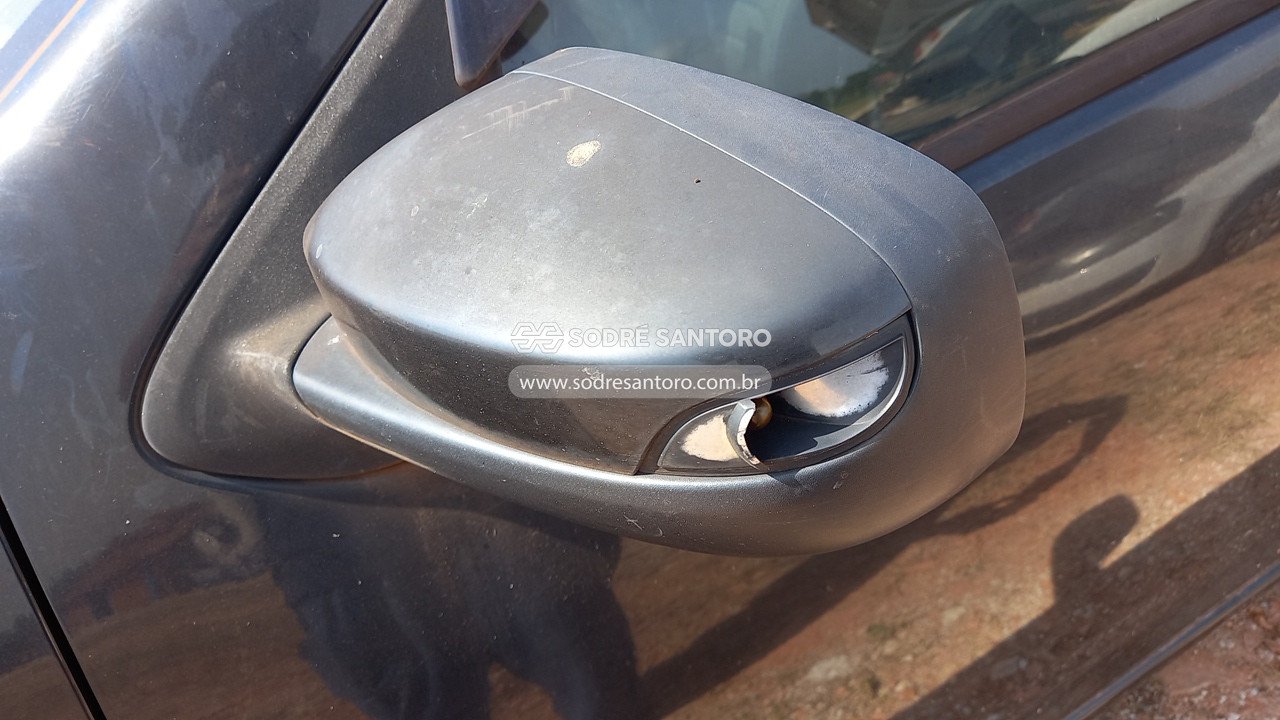Foto 10 de 13: RENAULT - SANDERO 2015/2016