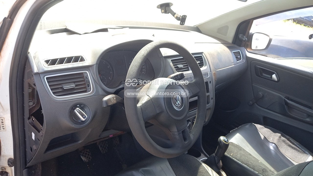 Foto 6 de 13: VOLKSWAGEN - SPACEFOX. 2014/2014