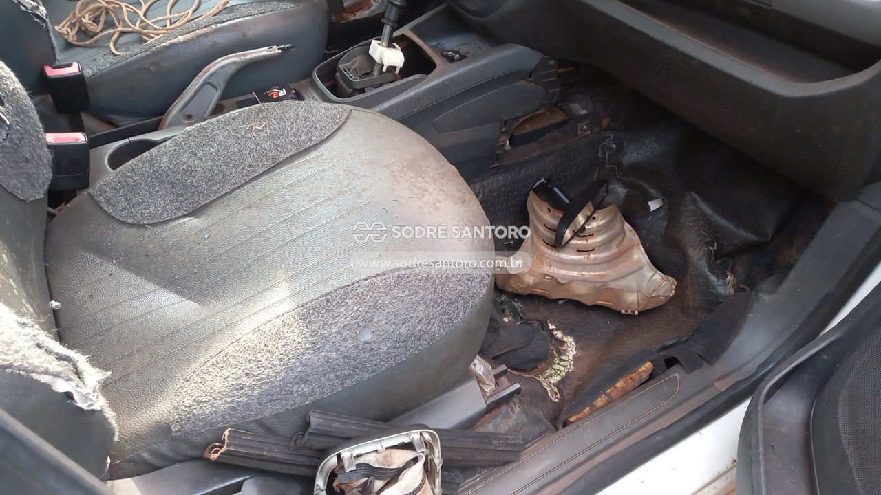 Foto 12 de 13: CHEVROLET - SPIN 1.8 LT 2015/2016