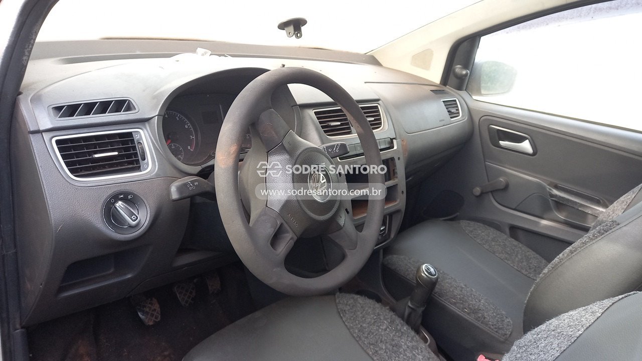 Foto 6 de 13: VOLKSWAGEN - SPACEFOX SPORTLINE/HIGHLINE 1.6 T.FLEX 2014/2014