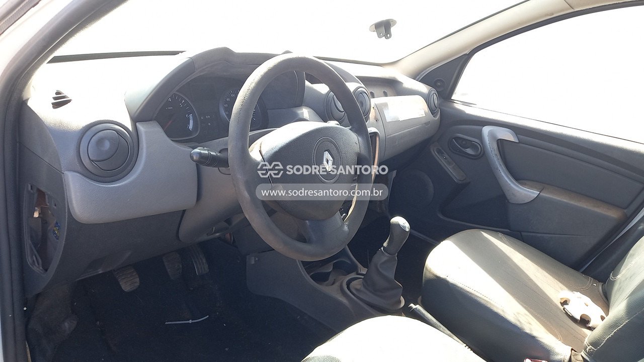 Foto 6 de 13: RENAULT - DUSTER 4X2 2013/2014
