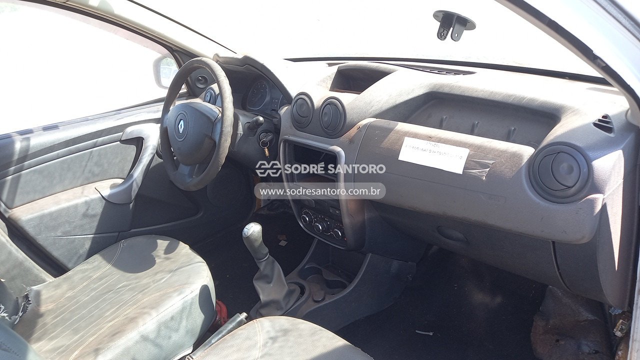 Foto 7 de 13: RENAULT - DUSTER 4X2 2013/2014