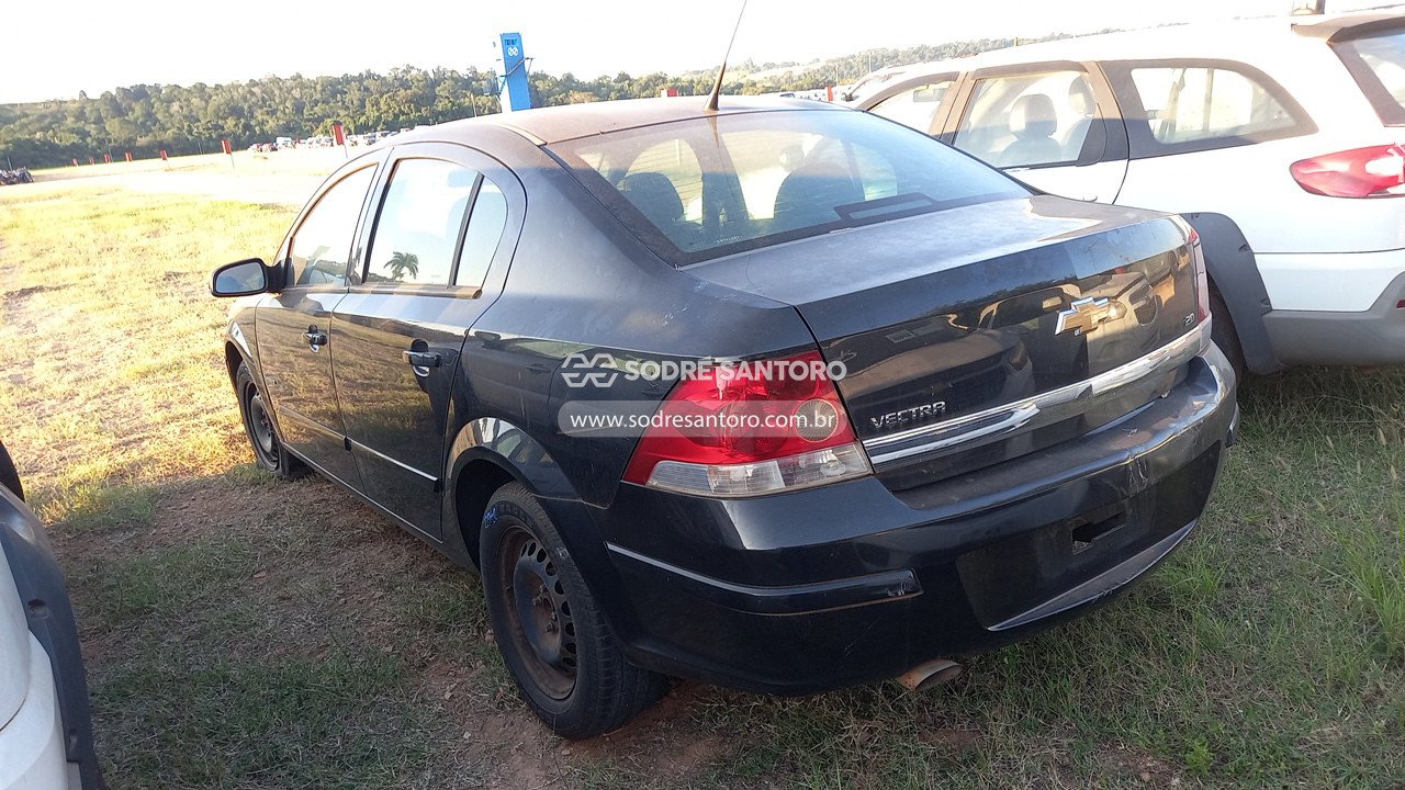 Foto 2: CHEVROLET - VECTRA EXPRESSION 2.0 MPFI FLEXPOWER AUT 2010/2011