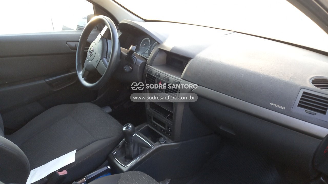 Foto 7 de 13: CHEVROLET - VECTRA EXPRESSION 2.0 MPFI FLEXPOWER AUT 2010/2011