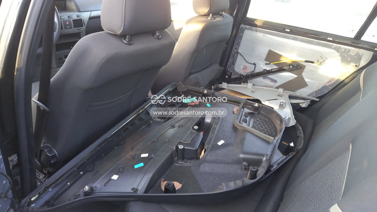 Foto 10 de 13: CHEVROLET - VECTRA EXPRESSION 2.0 MPFI FLEXPOWER AUT 2010/2011