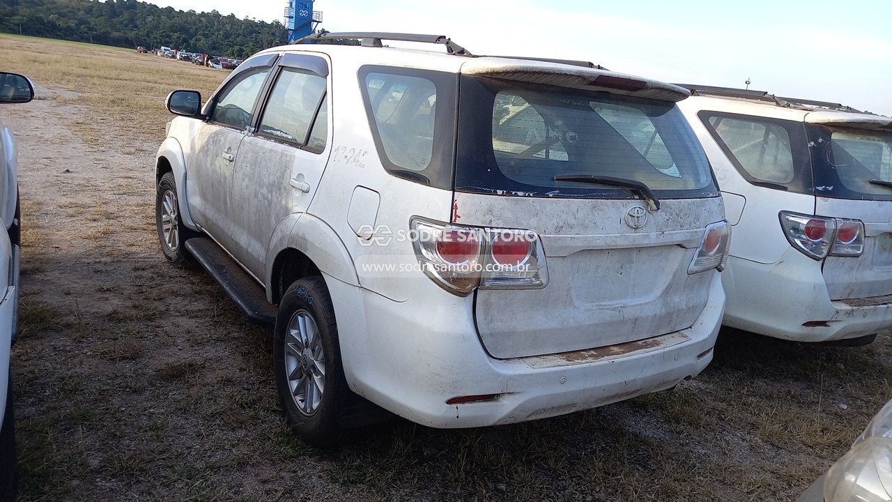Foto 2: TOYOTA - HILUX 2013/2013