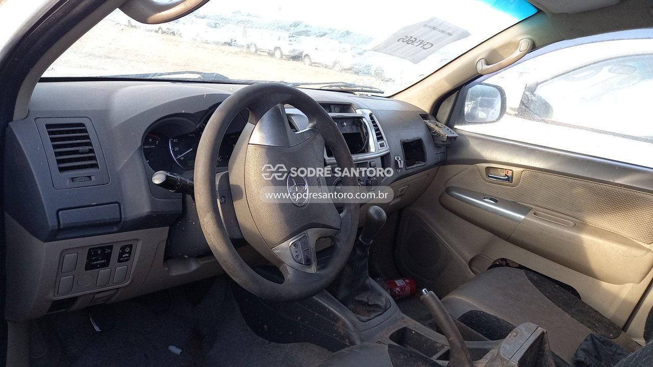 Foto 6 de 13: TOYOTA - HILUX 2013/2013