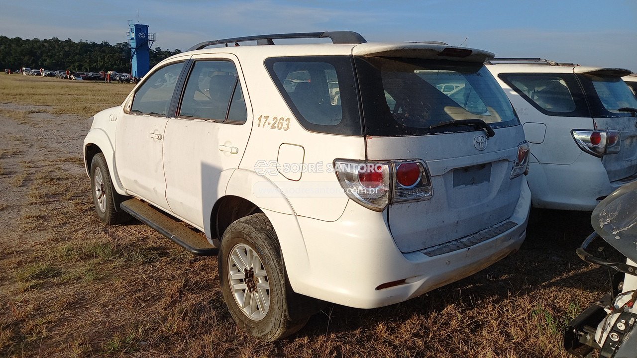 Foto 2: TOYOTA - HILUX 2014/2014