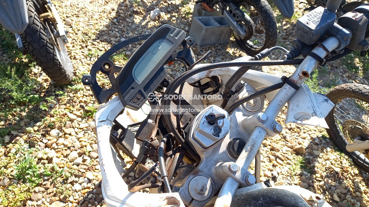Foto 7 de 13: HONDA - XRE 300/ 300 ABS/ FLEX 2013/2013