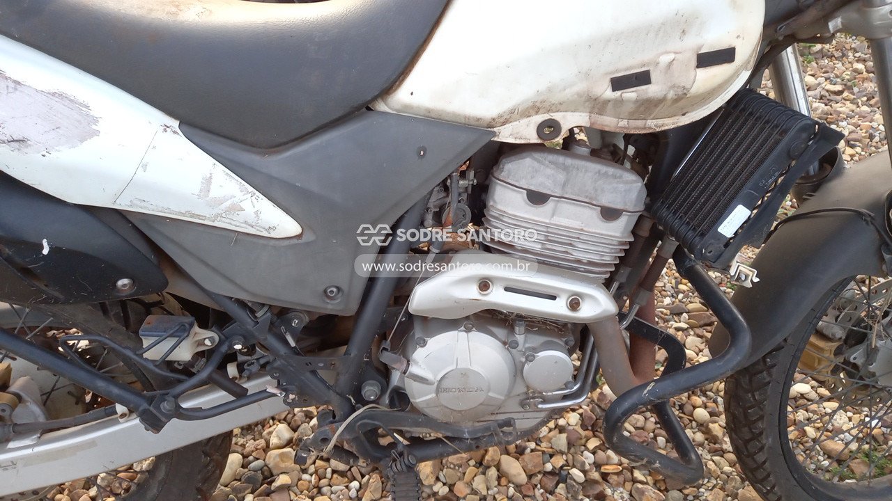 Foto 6 de 13: HONDA - XRE 300/ 300 ABS/ FLEX 2013/2013
