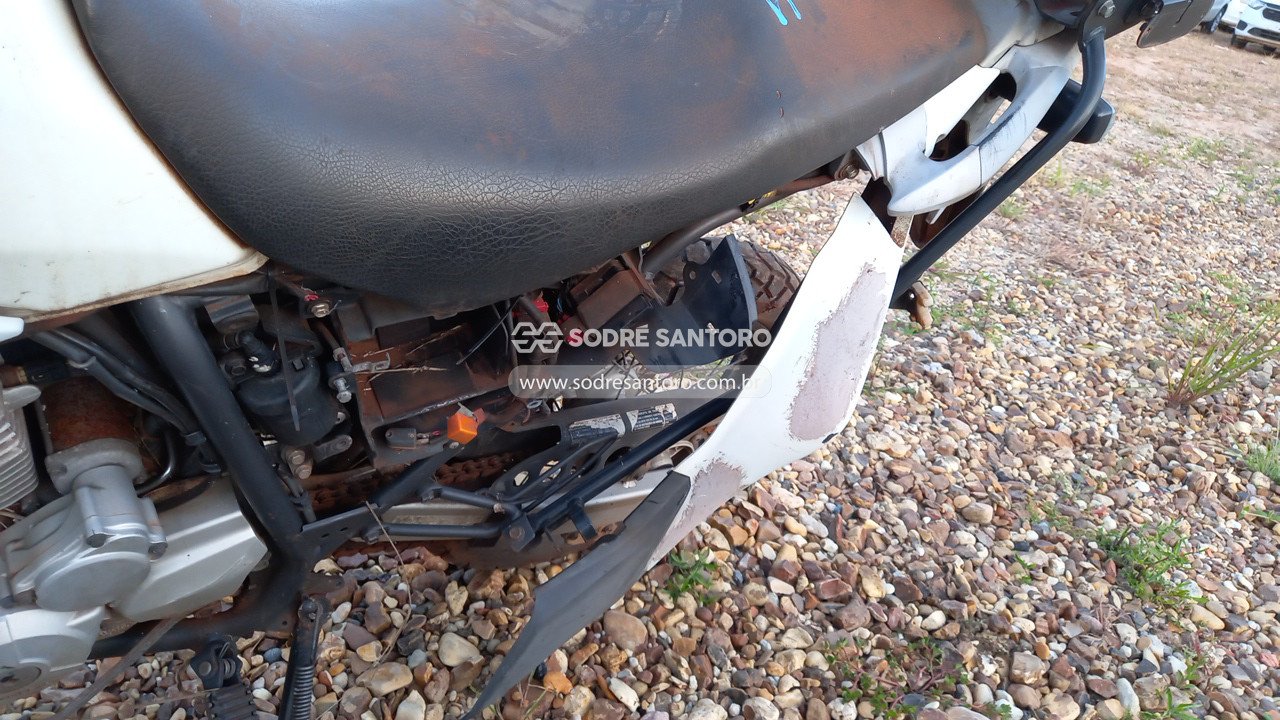 Foto 8 de 13: HONDA - XRE 300/ 300 ABS/ FLEX 2013/2013