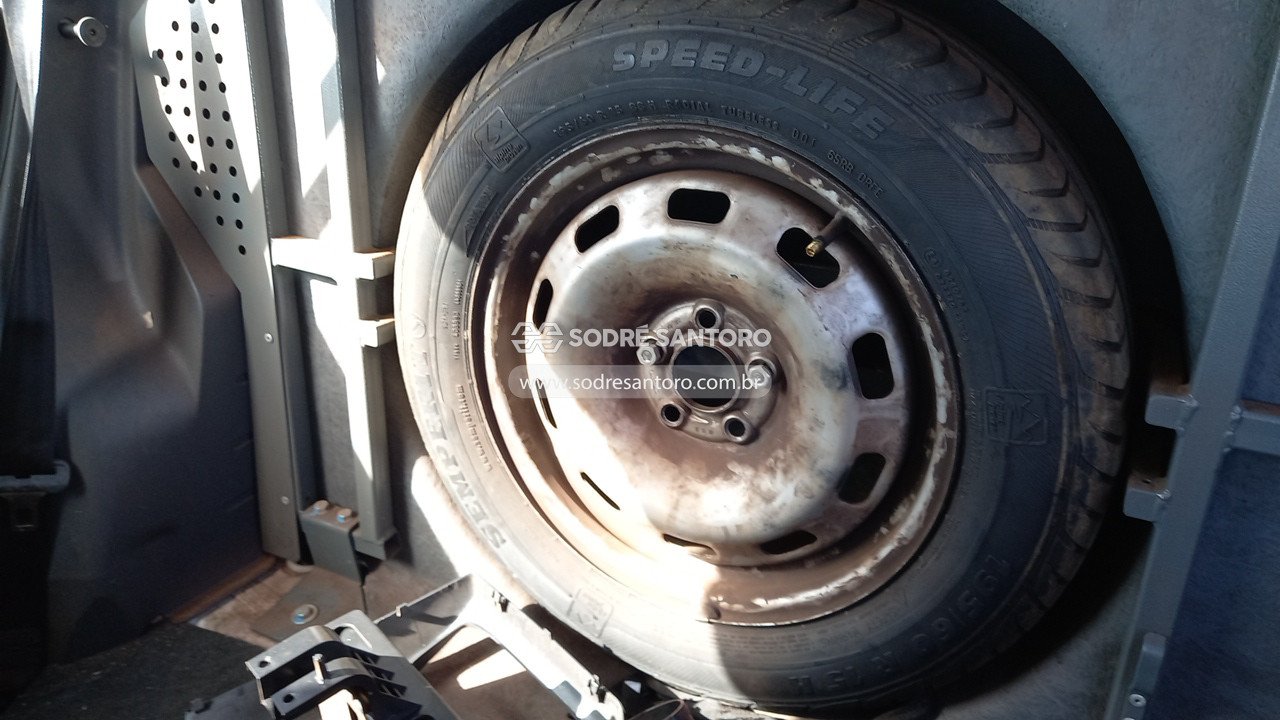 Foto 9 de 13: VOLKSWAGEN - SPACEFOX 2014/2014
