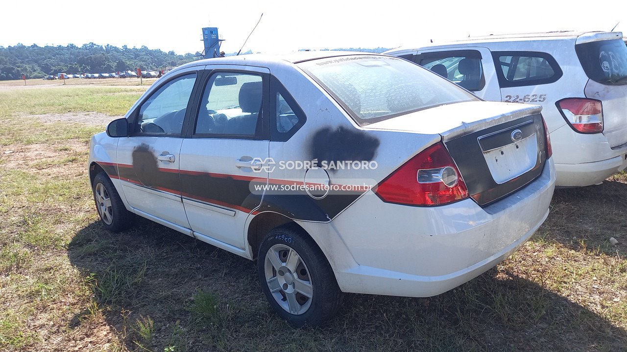 Foto 2: FORD - FIESTA 2010/2010